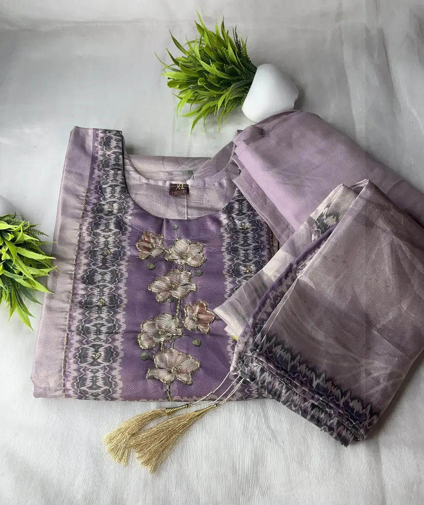 ZT3 Tissue Silk Women's Kurta Set.