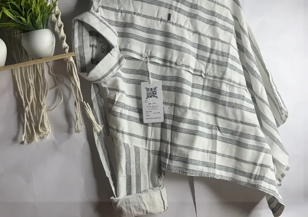 ZT17 Men's Checks Spread Collar Slim Fit Cotton Casual Shirt. (M)