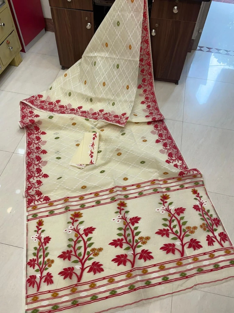 ZTNSS25 Premium Dhakai Jamdani Saree with Matching Blouse Piece (Off-White)