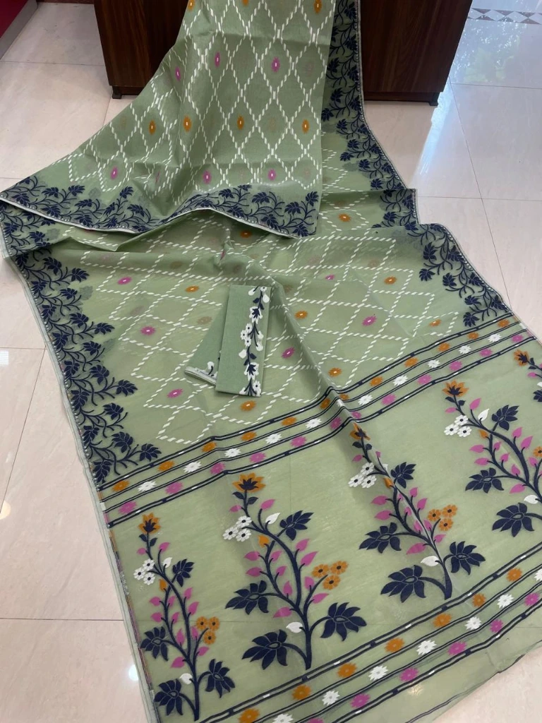 ZTNSS31 Premium Dhakai Jamdani Saree with Matching Blouse Piece (Pistachio Green)