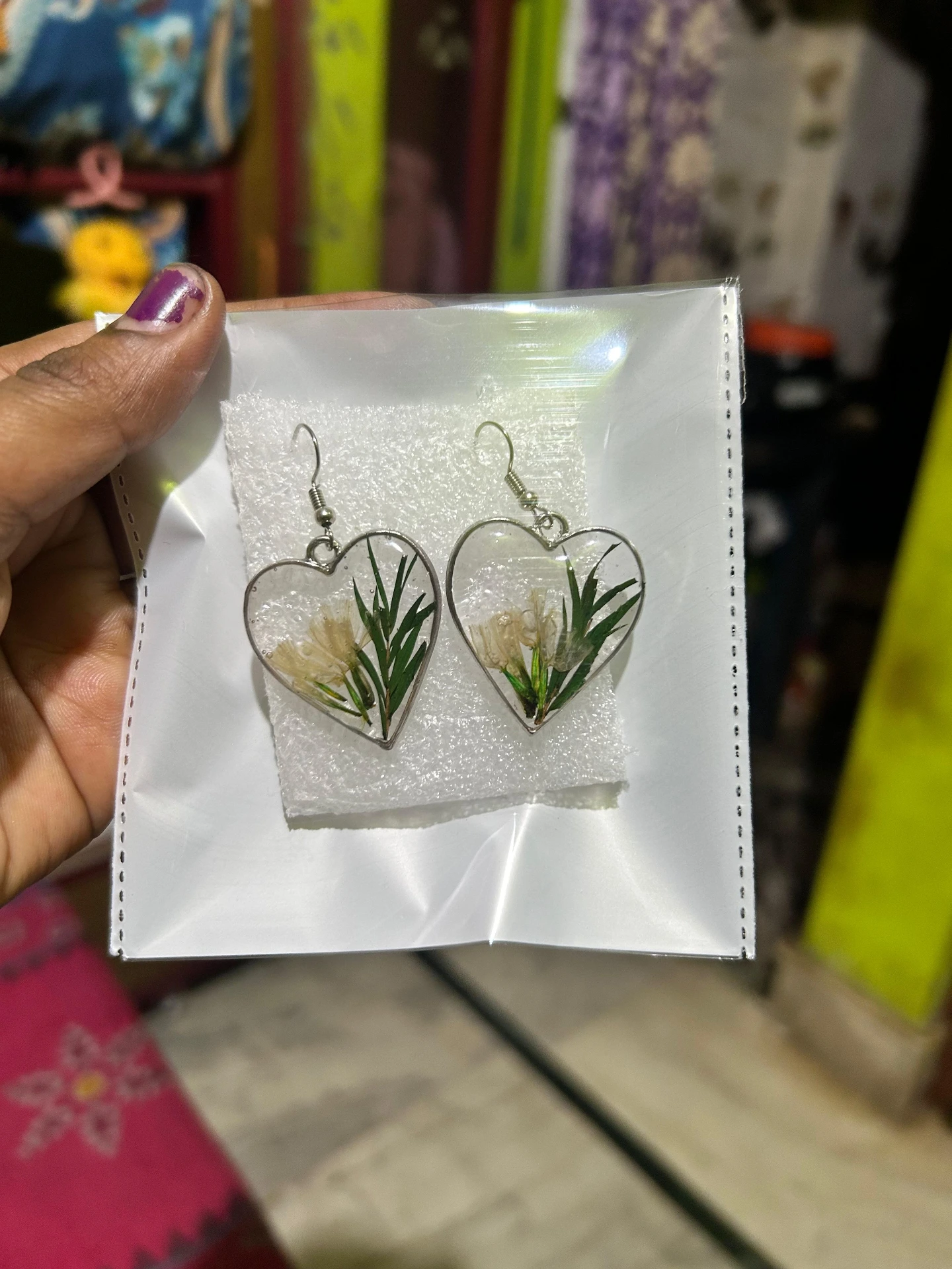 ZTJONE34 Natural Bloom Heart Resin Drop Earrings