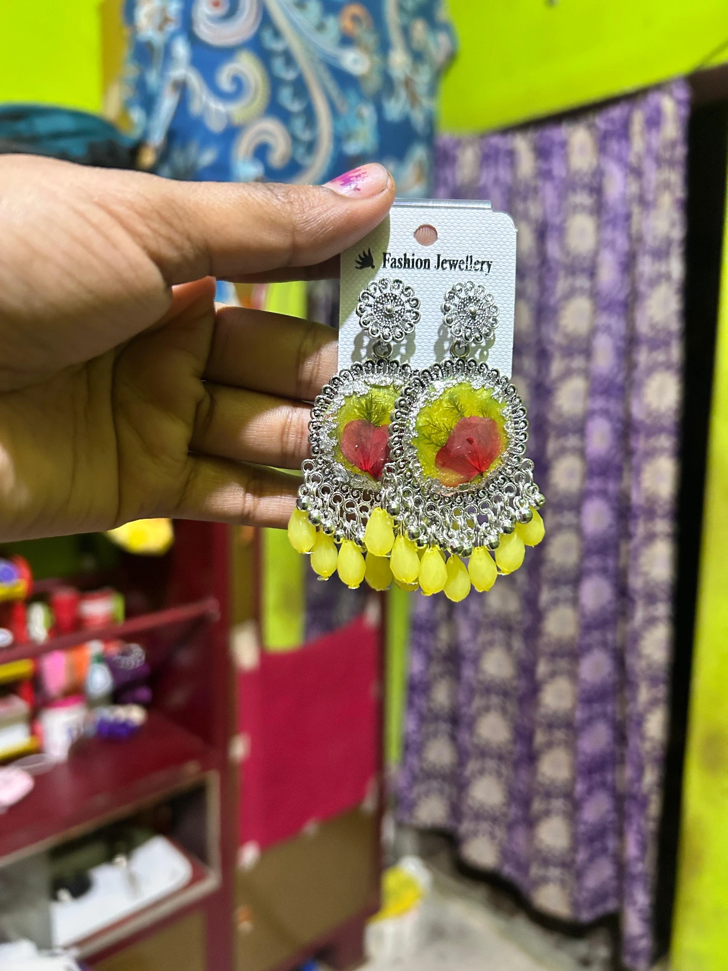 ZTJONE48 Pressed Flower Resin Oxidised Round Earrings with Yellow Beads