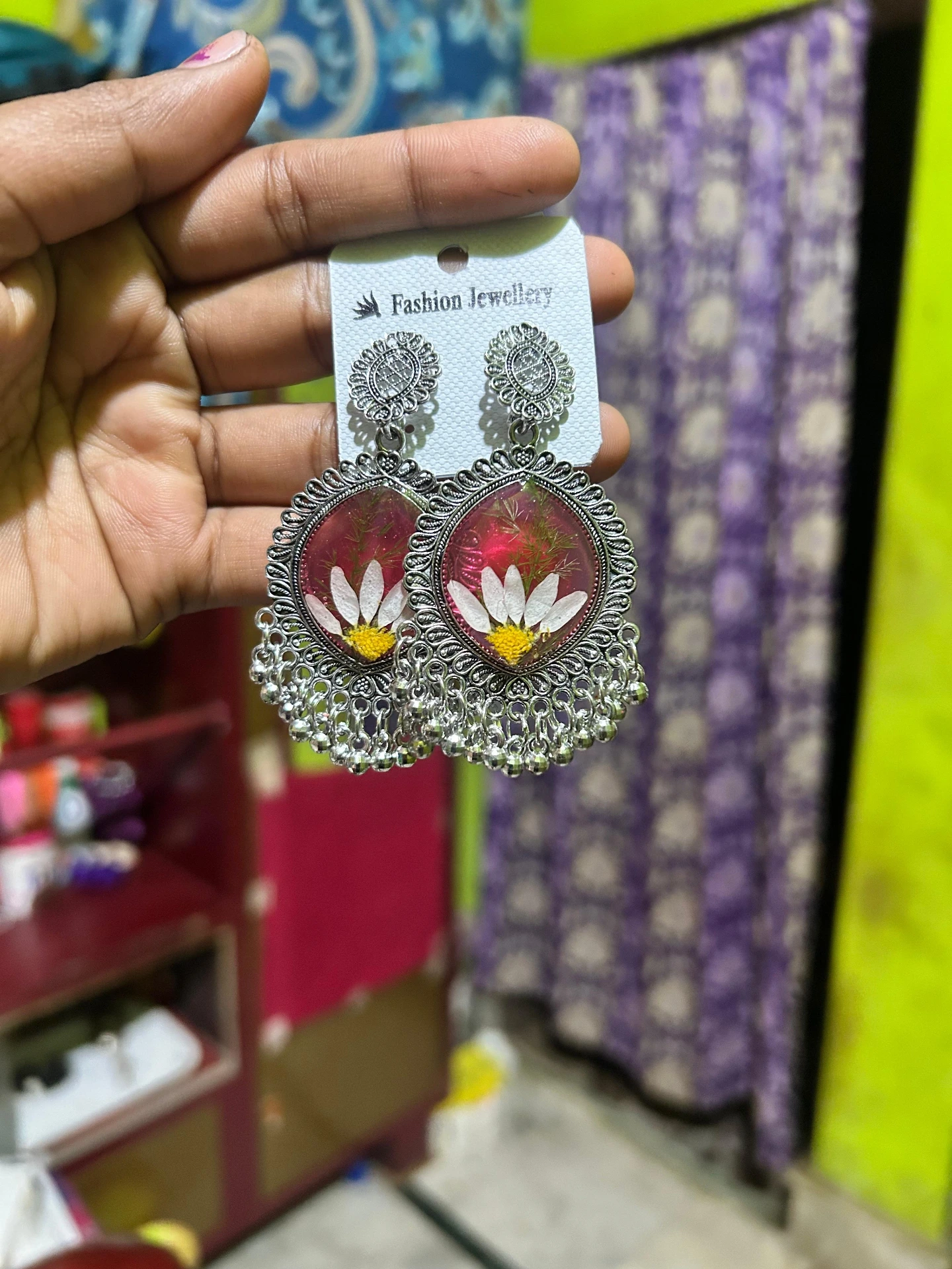 ZTJONE50 Pressed Daisy Flower Resin Oxidised Oval Earrings