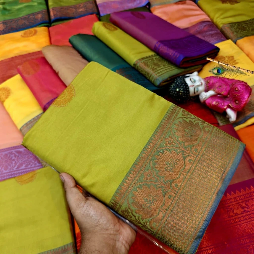 ZTNSS41 Premium South Muga Silk Saree with Dual Tone Copper Zari Work