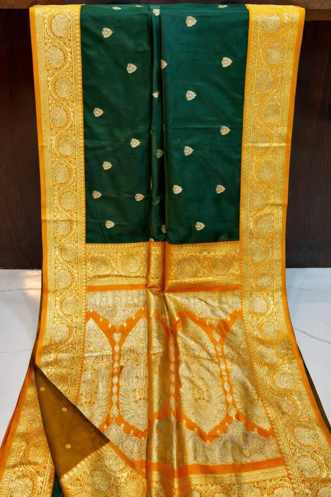 ZTNSS71 Bottle Green Silk Saree with Mustard Gold Mayurkanthi Zari Border & Pallu (With Blouse Piece)