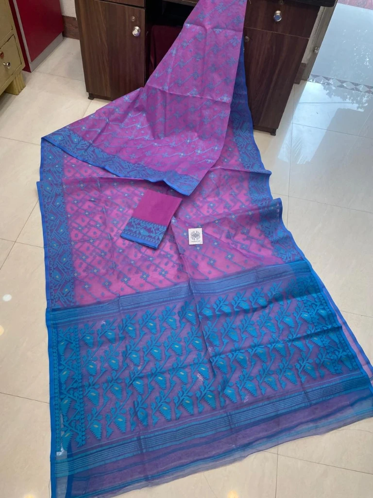 ZTNSS89 Exclusive Soft Dhakai Jamdani Saree in Magenta Pink with Teal Blue Woven Border